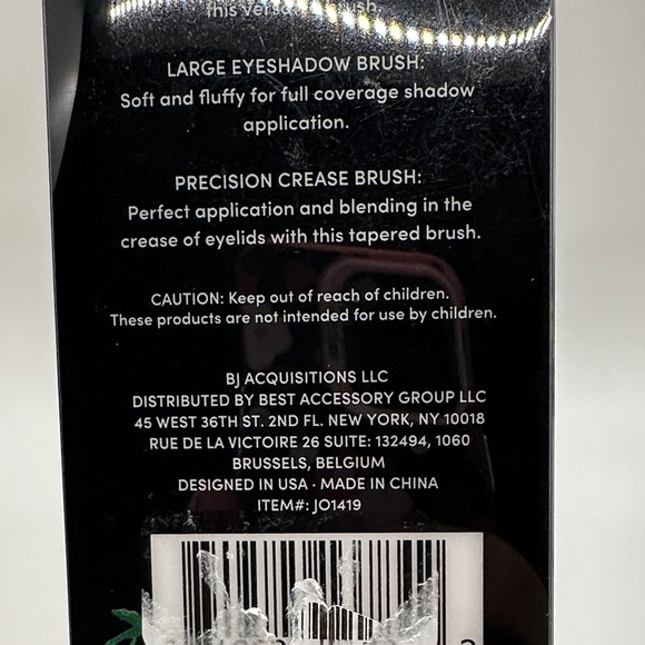 Betsey Johnson Cherry Cosmetic Brush Set - Pink and Black - Picture 6 of 6